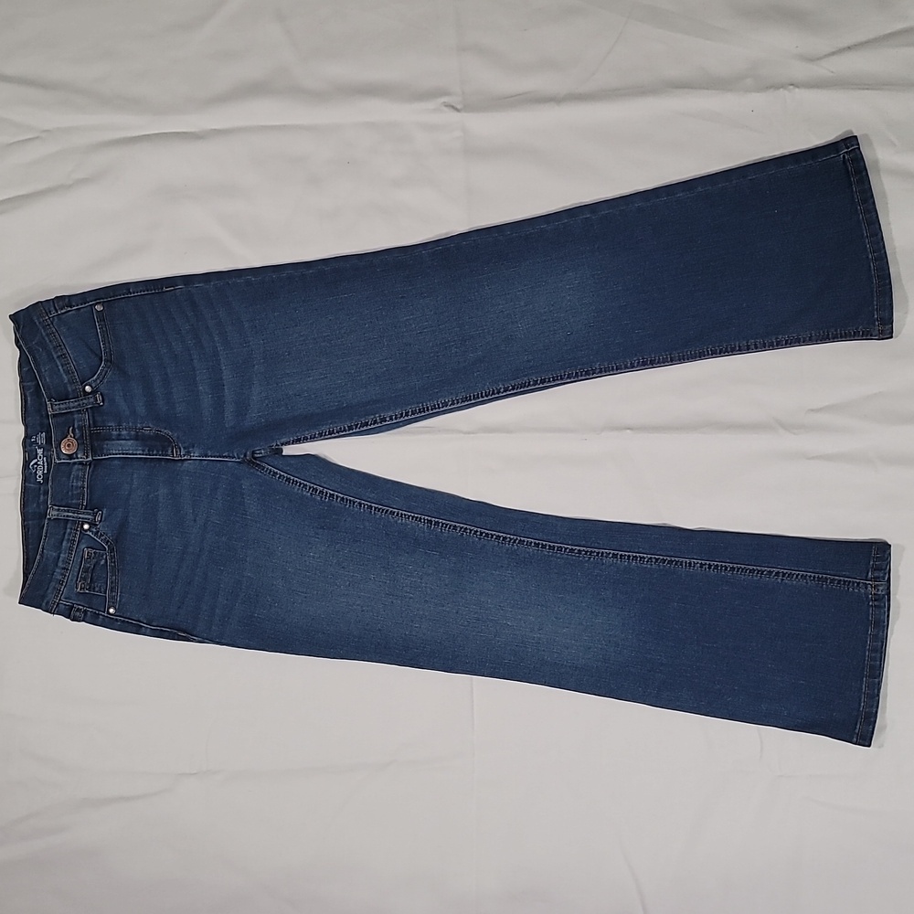 Medium/Dark Wash Bootcut Blue Jeans